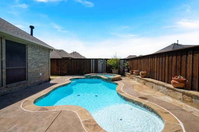 1122 Leafy Glade Road, Forney, TX 75126