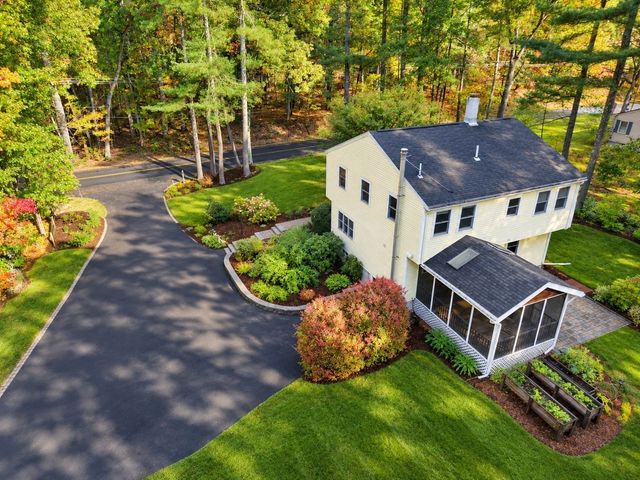 149 S. Acton, Stow, MA 01775