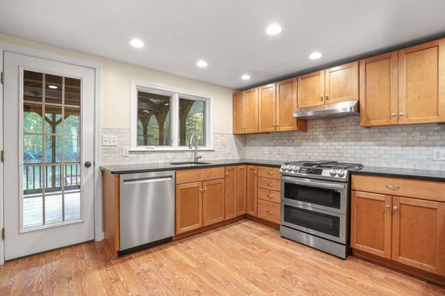 149 S. Acton, Stow, MA 01775