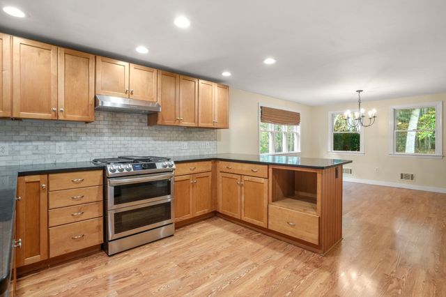 149 S. Acton, Stow, MA 01775