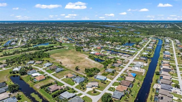 54 MEDALIST PLACE, Rotonda West, FL 33947