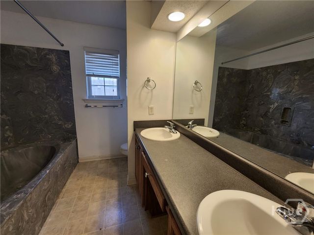 106 Meadowside Lane, Savannah, GA 31405