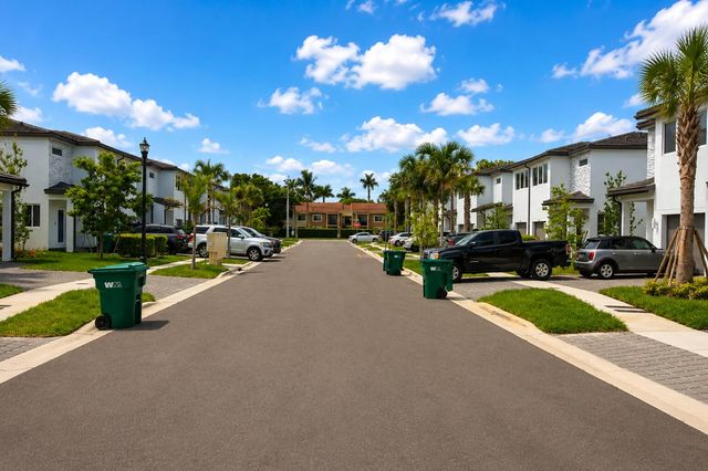 5085 SW 37th Street, West Park, FL 33023