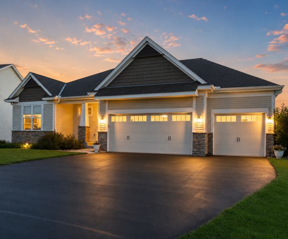 6323 134th Lane, Savage, MN 55378