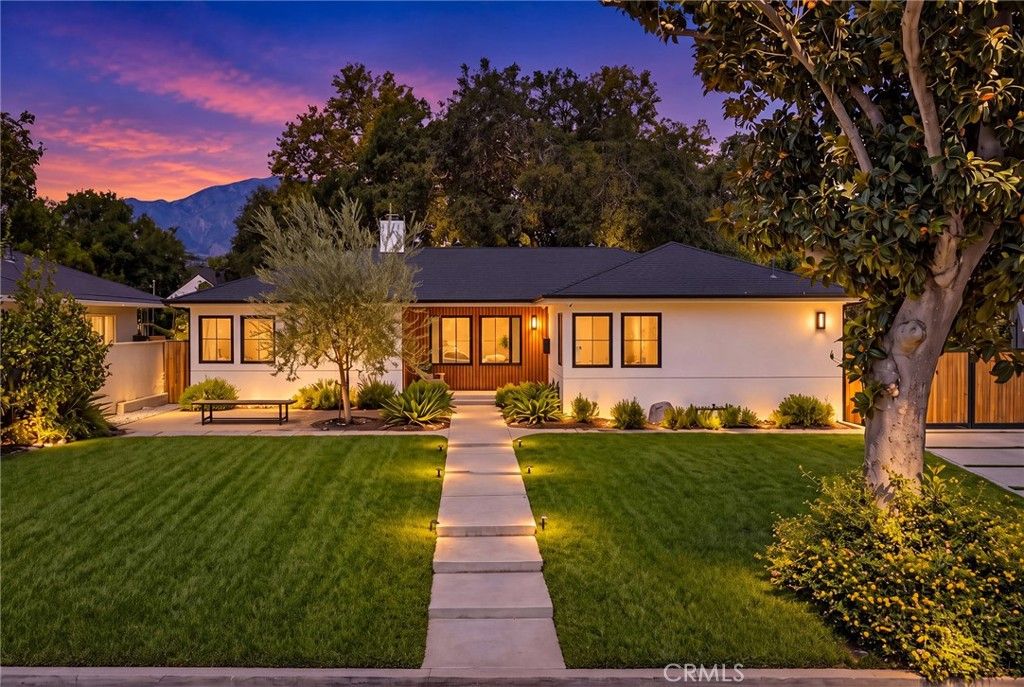 2147 E Woodlyn, Pasadena, CA 91104 — exterior