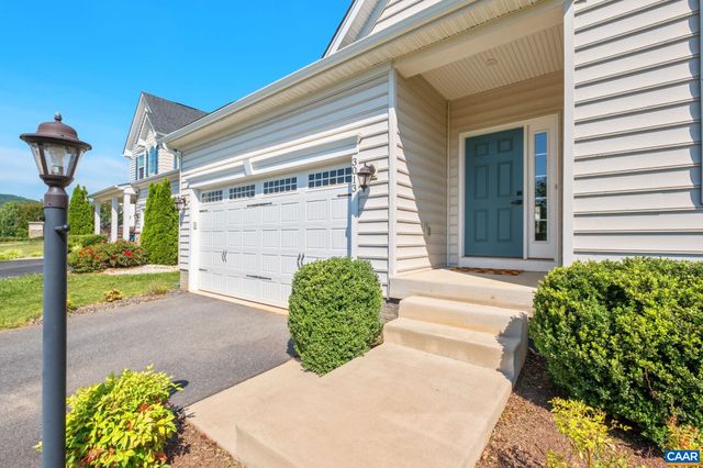 3013 SUN VALLEY DR, Charlottesville, VA 22903