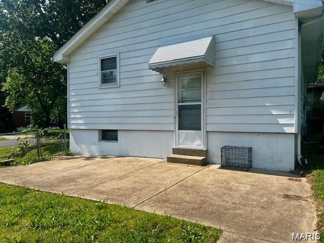 9840 Green Valley Drive, St Louis, MO 63136