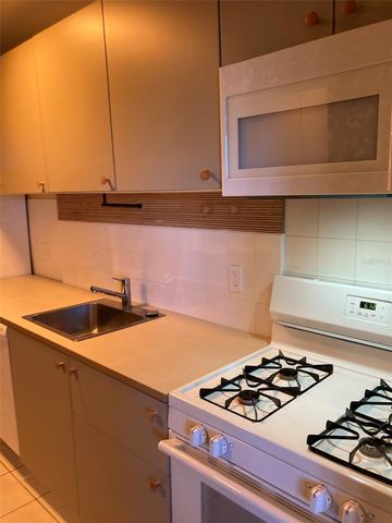 5660 80TH STREET N C101, St Petersburg, FL 33709