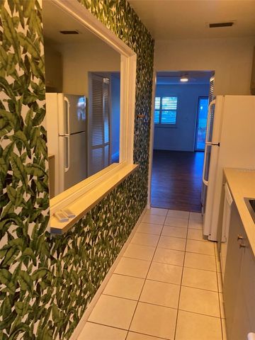 5660 80TH STREET N C101, St Petersburg, FL 33709