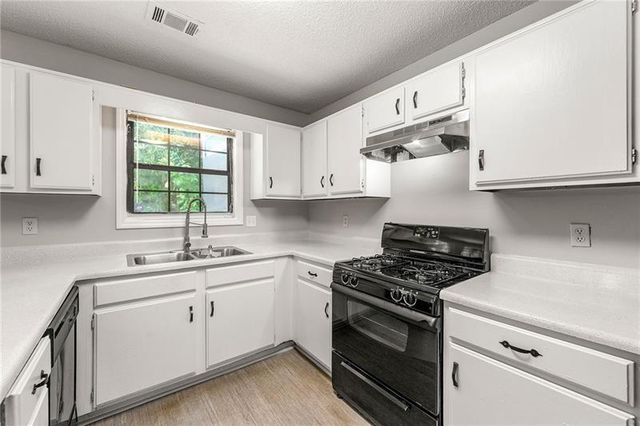3040 SAND WEDGE Circle NW, Kennesaw, GA 30144