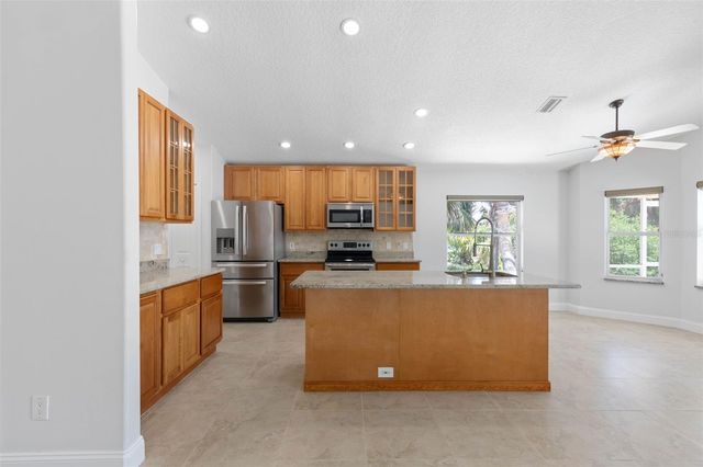 6 CROSSLEAF COURT E, Palm Coast, FL 32137