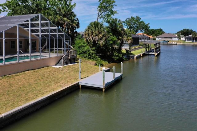 6 CROSSLEAF COURT E, Palm Coast, FL 32137