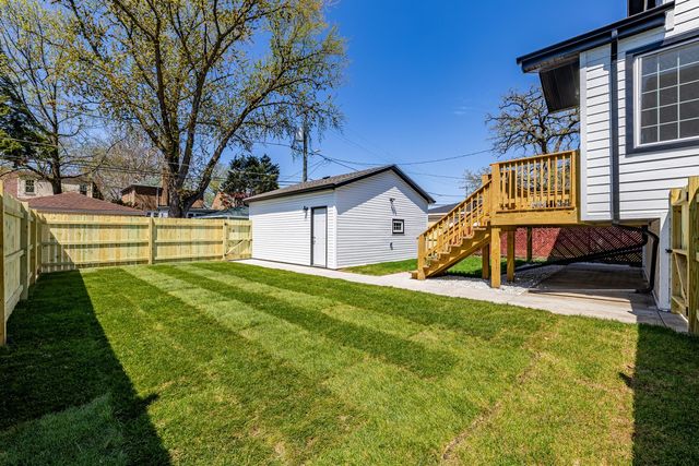 3548 Clinton Avenue, Berwyn, IL 60402