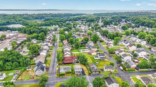 16 Gordon Street, Aberdeen, NJ 07721