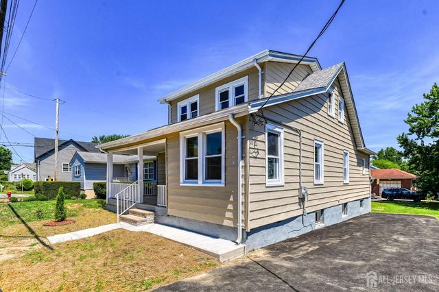 16 Gordon Street, Aberdeen, NJ 07721