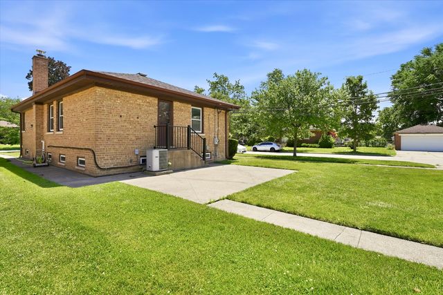 9300 Lorel Avenue, Skokie, IL 60077