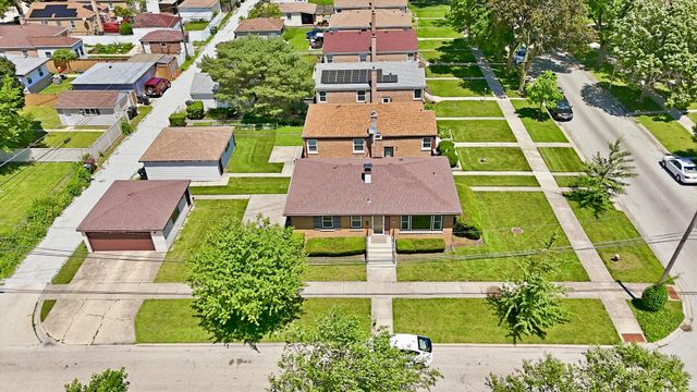 9300 Lorel Avenue, Skokie, IL 60077
