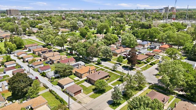 9300 Lorel Avenue, Skokie, IL 60077