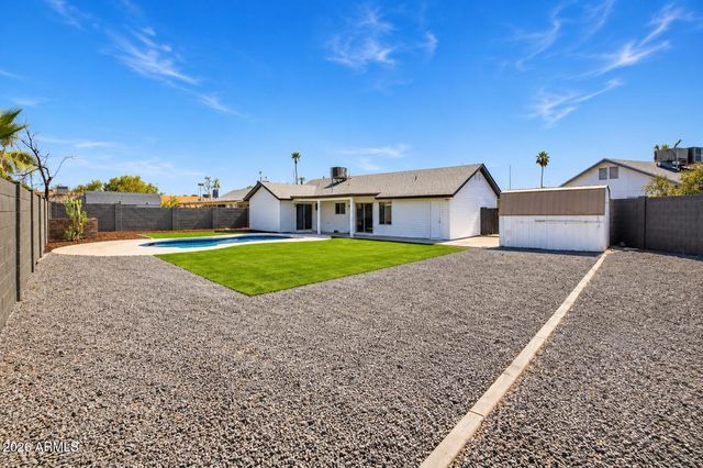 619 N SUN MEADOWS Avenue, Chandler, AZ 85226