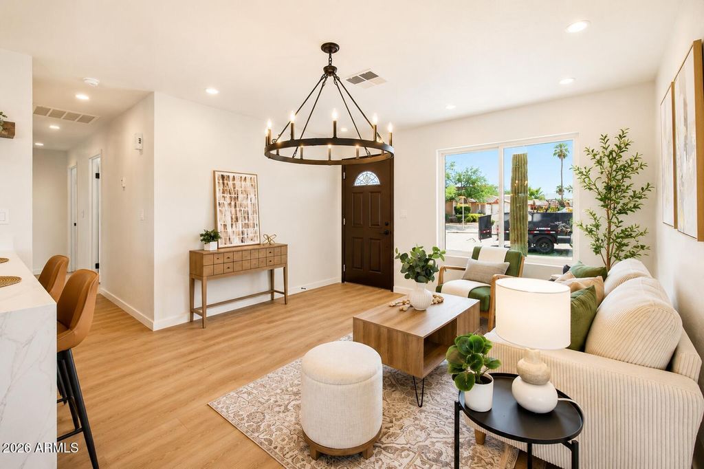 619 N SUN MEADOWS Avenue, Chandler, AZ 85226 — photo 4