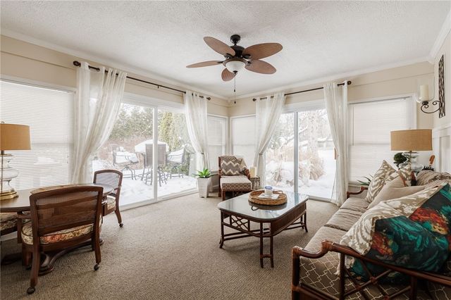 9 Bromley Road, Pittsford, NY 14534