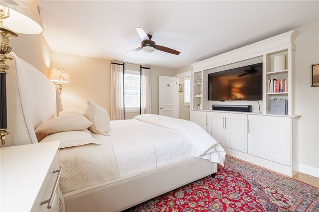 9 Bromley Road, Pittsford, NY 14534