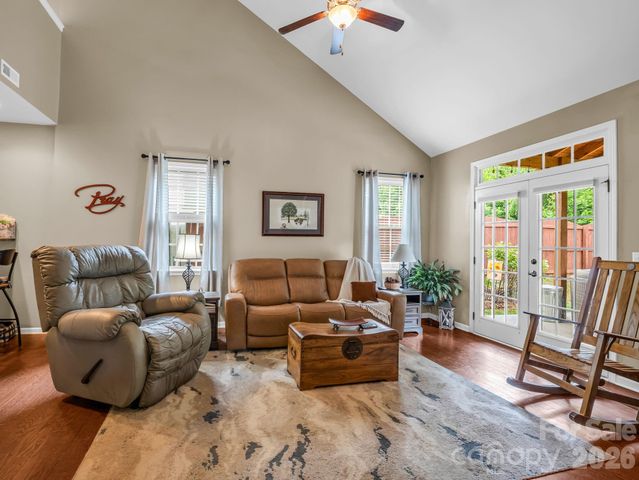 8 Mallard Run Drive, Arden, NC 28704