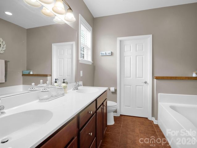 8 Mallard Run Drive, Arden, NC 28704