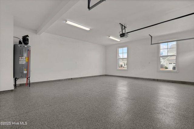 102 E Yellow Lois Drive, Hampstead, NC 28443