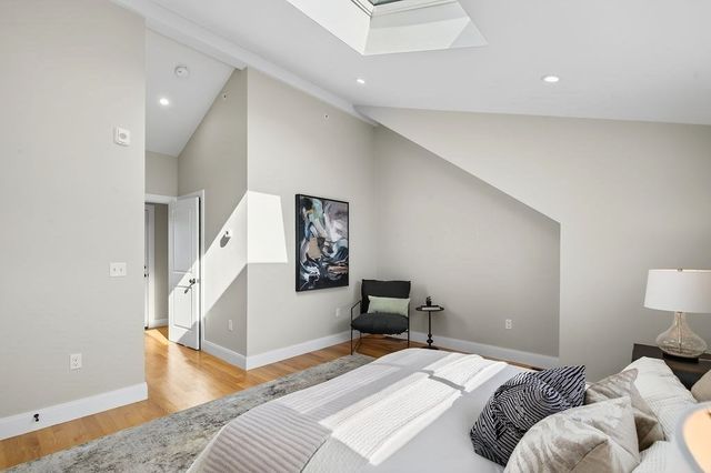 123-125 Centre Street 4, Boston, MA 02124