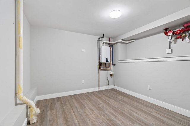 123-125 Centre Street 4, Boston, MA 02124