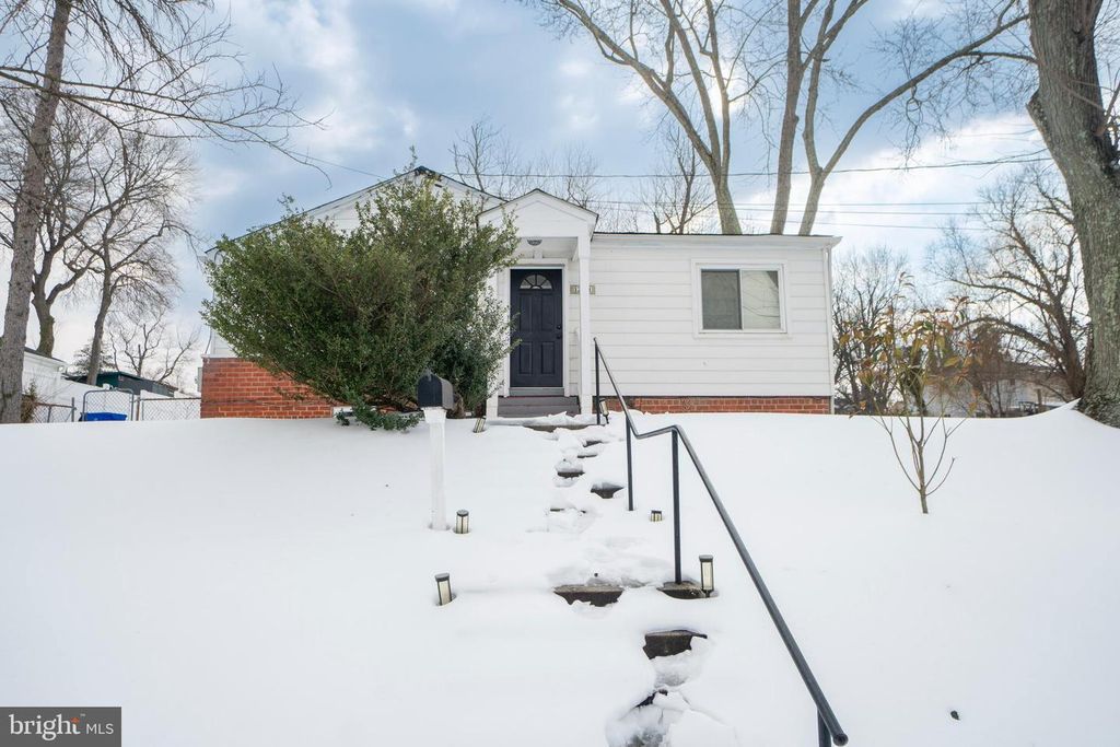 12301 DALEWOOD DR, Silver Spring, MD 20902