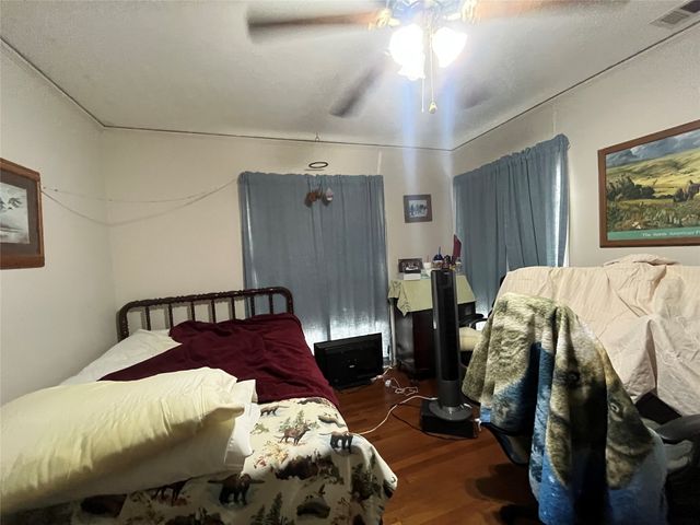400 Edgefield Drive, Garland, TX 75040