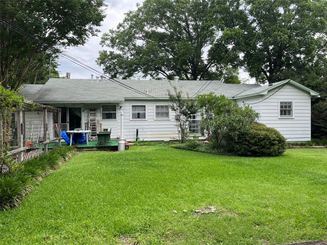 400 Edgefield Drive, Garland, TX 75040