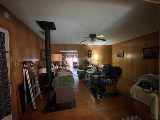 400 Edgefield Drive, Garland, TX 75040