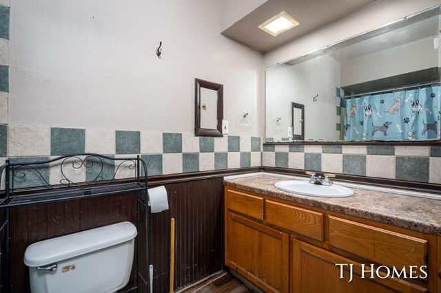 1967 Francis Avenue SE, Grand Rapids, MI 49507