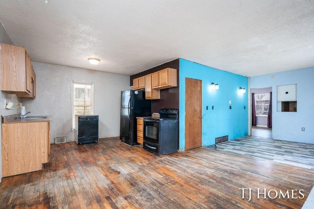 1967 Francis Avenue SE, Grand Rapids, MI 49507