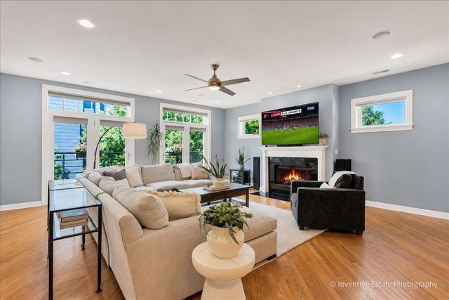 2147 N Talman Avenue 3, Chicago, IL 60647
