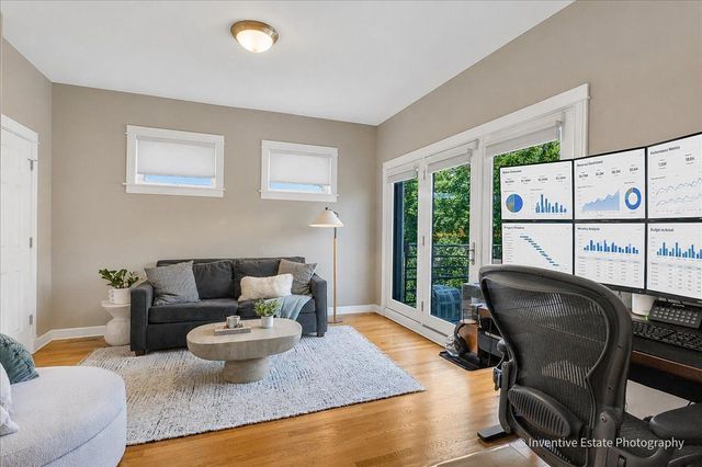 2147 N Talman Avenue 3, Chicago, IL 60647