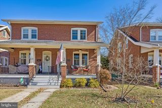 409 PERKIOMEN AVE, Lansdale, PA 19446