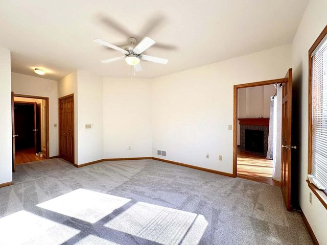 14305 W Lenox DRIVE, New Berlin, WI 53151