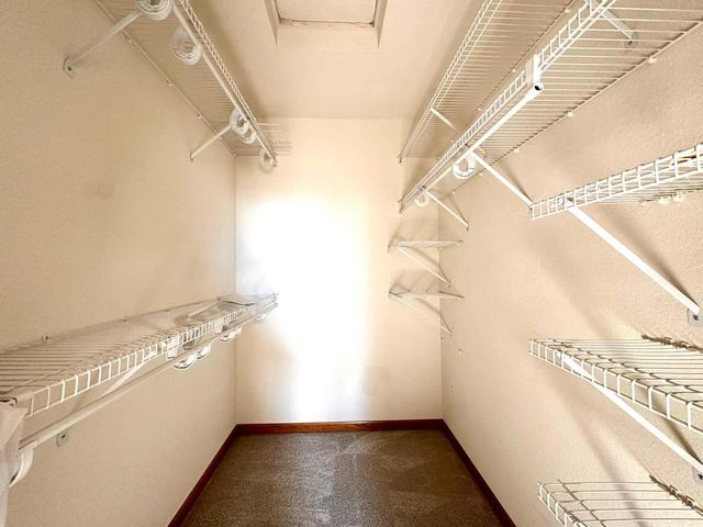 14305 W Lenox DRIVE, New Berlin, WI 53151