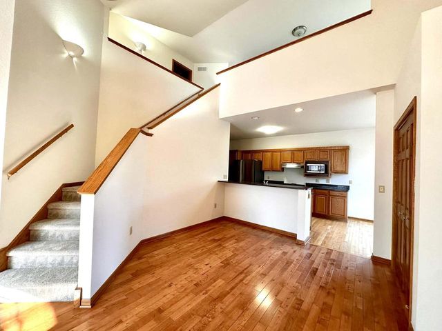 14305 W Lenox DRIVE, New Berlin, WI 53151