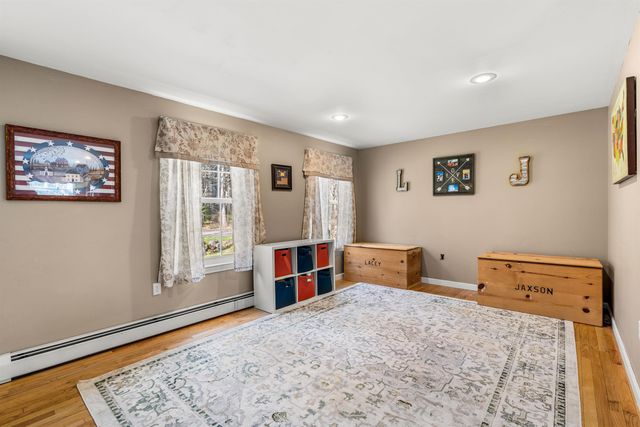 75 Mcdaniel Shore Drive, Barrington, NH 03825