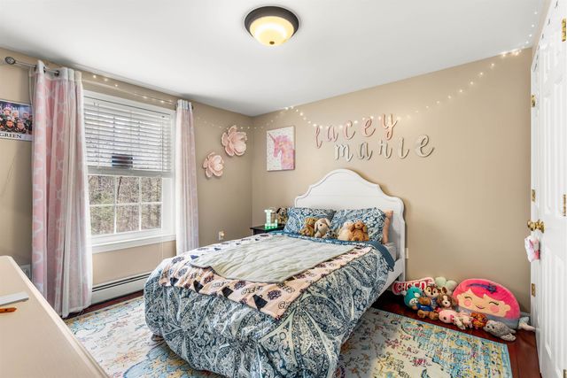 75 Mcdaniel Shore Drive, Barrington, NH 03825