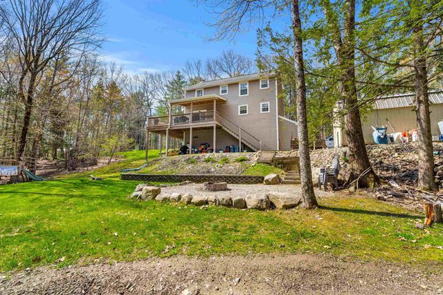 75 Mcdaniel Shore Drive, Barrington, NH 03825