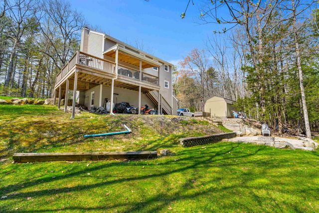 75 Mcdaniel Shore Drive, Barrington, NH 03825