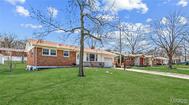 2326 Hennepin Drive, St Louis, MO 63114