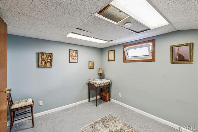 2326 Hennepin Drive, St Louis, MO 63114