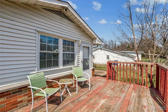 2326 Hennepin Drive, St Louis, MO 63114